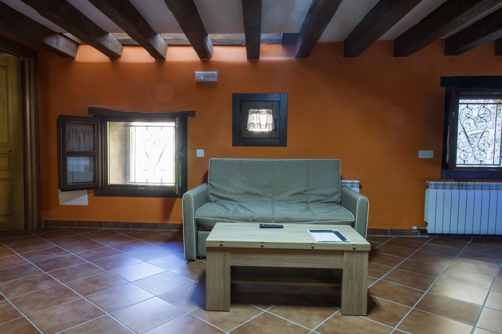 Molino Del Medio Guest House Robledillo De Gata Exterior photo